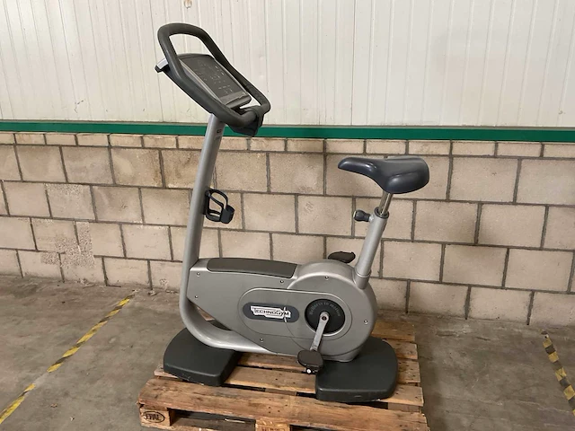 Technogym bike excite 500i hometrainer - afbeelding 1 van  4