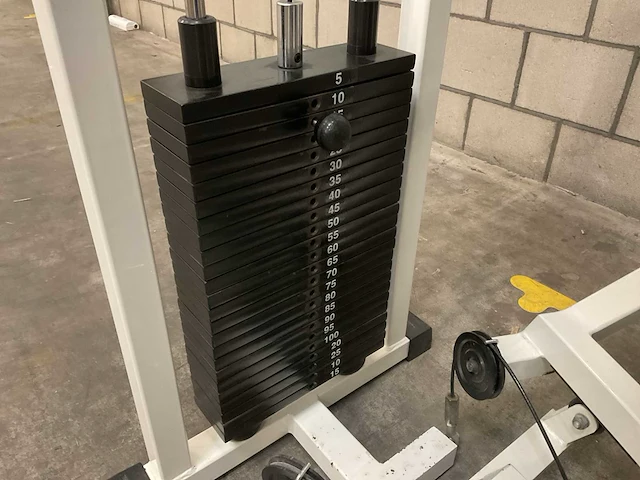 Technogym chest press - afbeelding 3 van  5