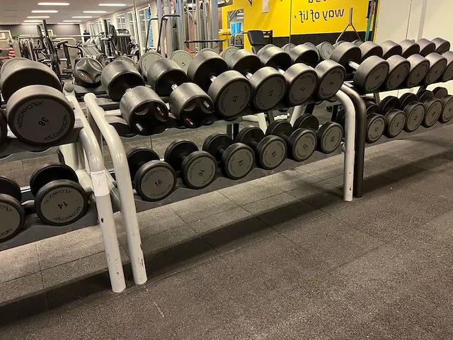 Technogym dumbbellset 4 tot 50kg - afbeelding 4 van  5