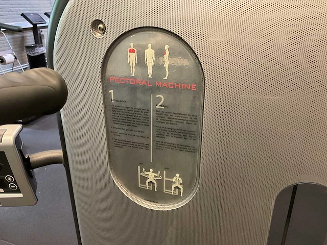Technogym element pectoral machine - afbeelding 5 van  7
