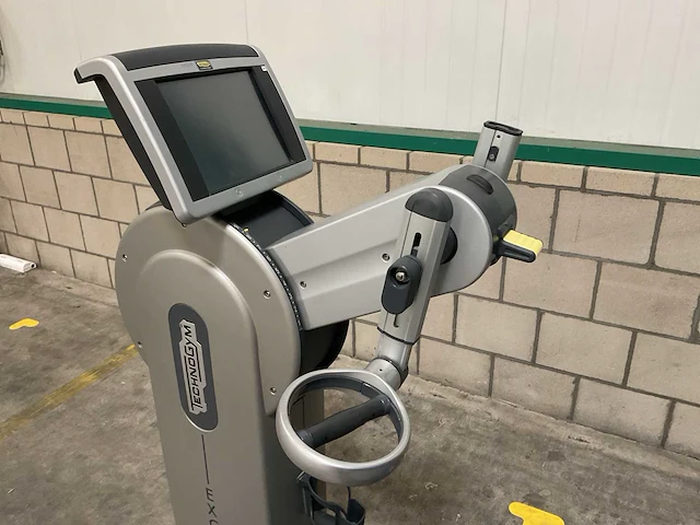 Technogym excite armfiets - afbeelding 2 van  5