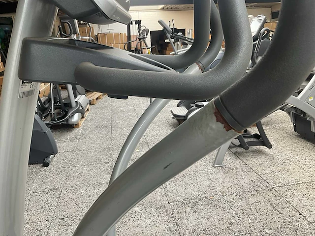 Technogym excite crosstrainer - afbeelding 9 van  12
