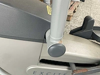 Technogym excite crosstrainer - afbeelding 6 van  10