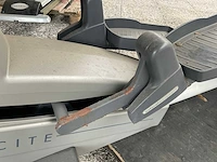Technogym excite crosstrainer - afbeelding 7 van  10