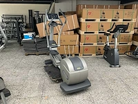 Technogym excite crosstrainer - afbeelding 2 van  7