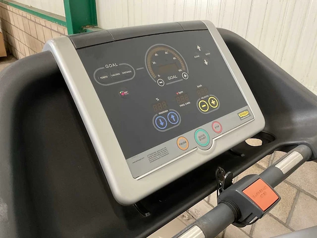 Technogym excite run 500 elektrische loopband - afbeelding 2 van  4