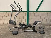 Technogym excite synchro 700 crosstrainer - afbeelding 1 van  5