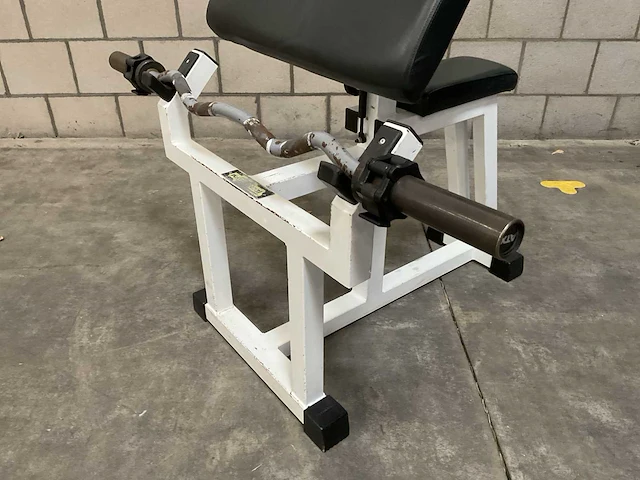 Technogym isotonic scott bank - afbeelding 4 van  4