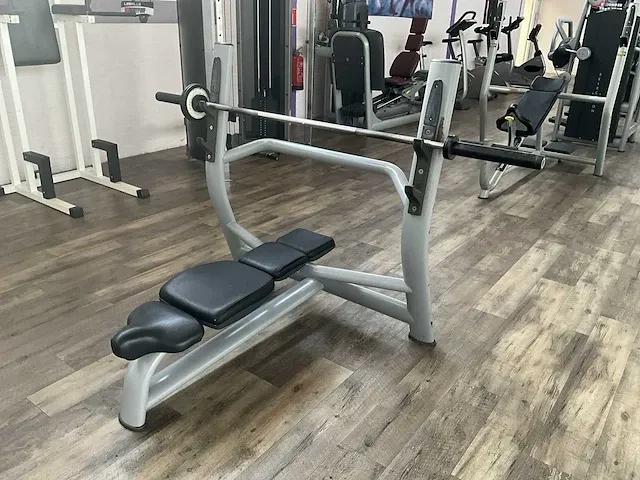 Technogym krachtstation - afbeelding 2 van  3