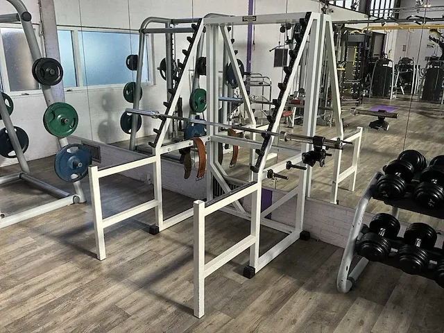 Technogym krachtstation - afbeelding 1 van  4