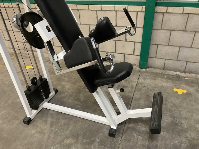 Technogym lateral raise - afbeelding 3 van  3