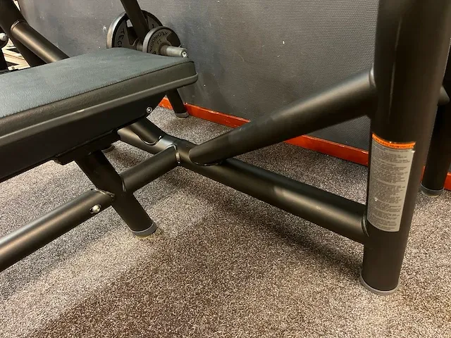 Technogym olympic bench - afbeelding 4 van  4