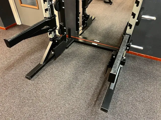Technogym olympic half rack - afbeelding 3 van  5
