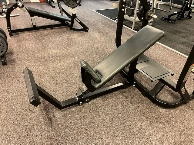 Technogym olympic incline bench - afbeelding 2 van  4
