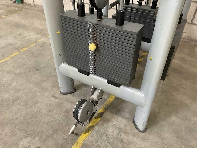 Technogym selection 4-station multi-gym - afbeelding 3 van  8