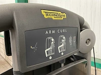 Technogym selection arm curl - afbeelding 2 van  6
