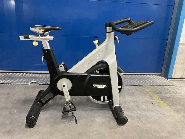 Technogym spinningfiets - afbeelding 1 van  5