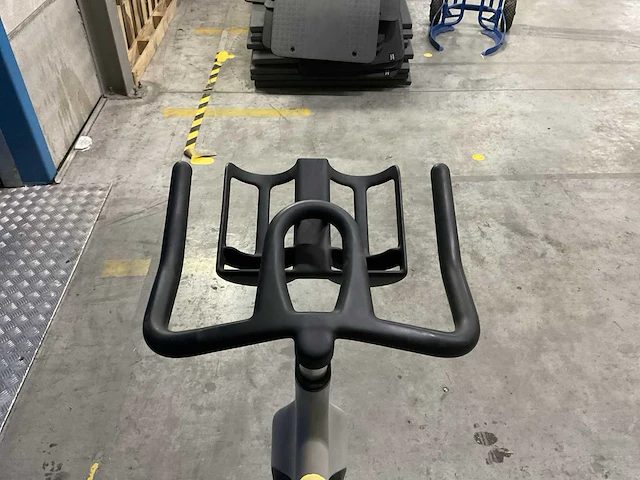 Technogym spinningfiets - afbeelding 2 van  5