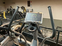 Technogym synchro excite 500ip crosstrainer - afbeelding 2 van  5