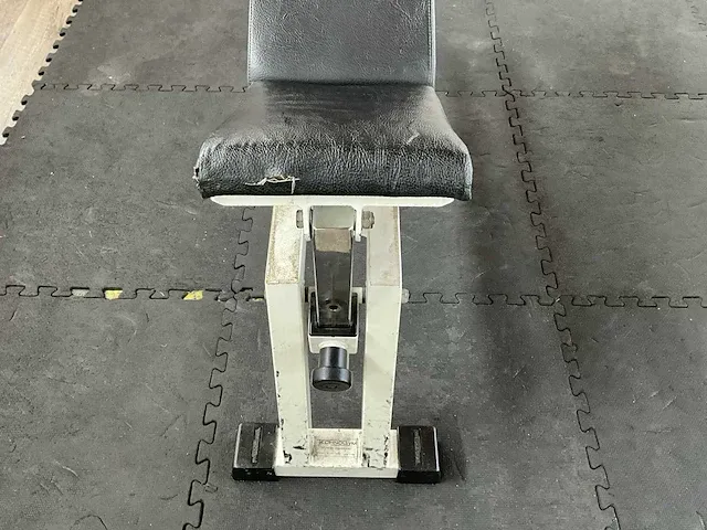 Technogym trainingsbank - afbeelding 3 van  4