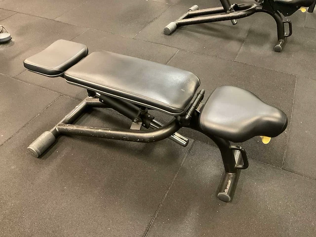 Technogym trainingsbank - afbeelding 1 van  2