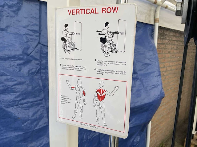 Technogym vertical row fitness apparaat - afbeelding 5 van  5