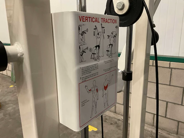 Technogym vertical traction - afbeelding 2 van  5