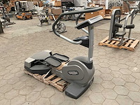 Technogym wave cardio wave crosstrainer - afbeelding 4 van  8