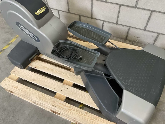 Technogym wave excite 700 stepper - afbeelding 3 van  4