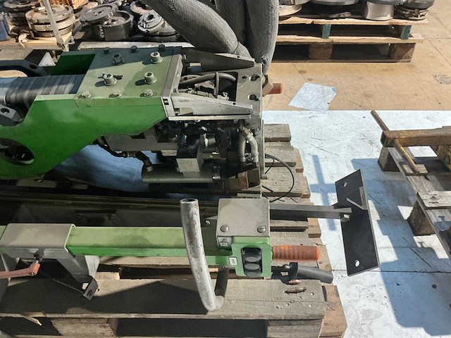 Tecna - 9369 - spot welding machines - 2004 - afbeelding 3 van  5