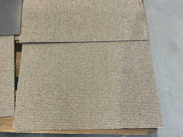 Tecsom 2500 nordic beige tapijttegels (circa 1200 m² ) - afbeelding 11 van  11