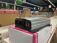 Tectake omvormer - afbeelding 1 van  4