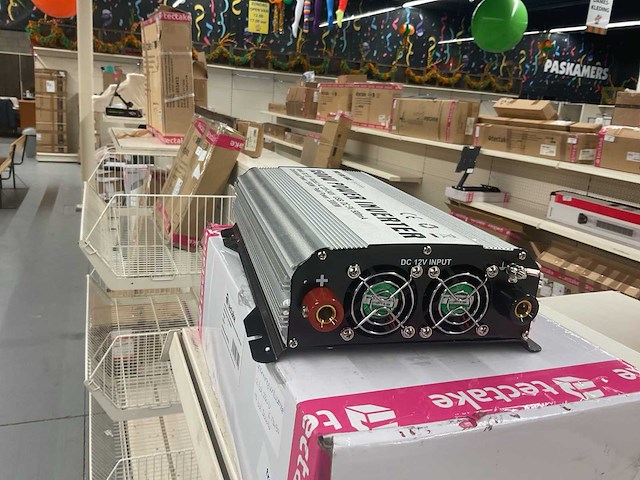 Tectake omvormer - afbeelding 2 van  4