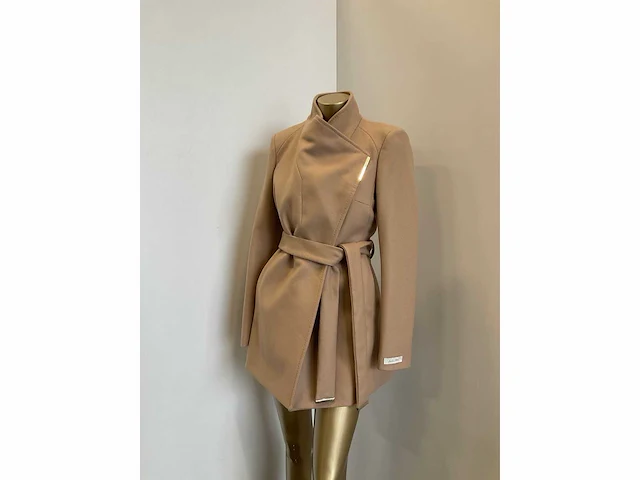 Ted baker - wmo-rosess - shaped shoulder short wool wrap coat maat 3 - afbeelding 2 van  7