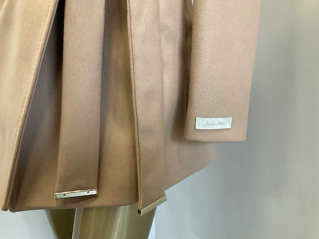 Ted baker - wmo-rosess - shaped shoulder short wool wrap coat maat 3 - afbeelding 3 van  7