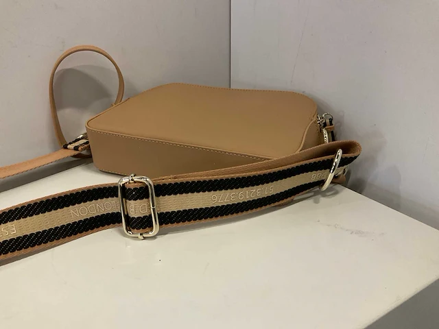 Ted baker - wxb-darcelo - branded webbing camera bag - afbeelding 4 van  5
