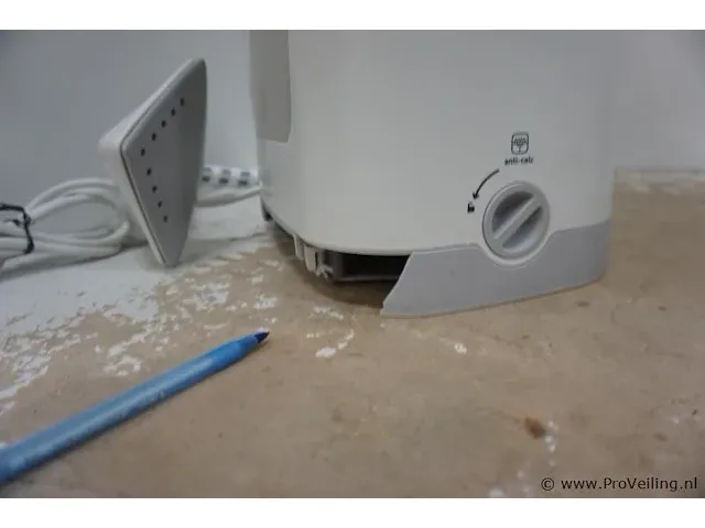 Tefal it8440 kledingstomer (onderkant gescheurd, werkt verder goed) - afbeelding 2 van  4
