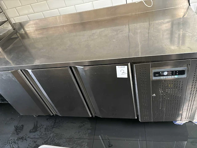 Tefcold 3-deurs koelwerkbank - afbeelding 1 van  4