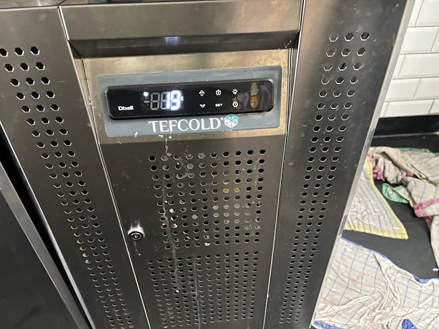 Tefcold 3-deurs koelwerkbank - afbeelding 2 van  4