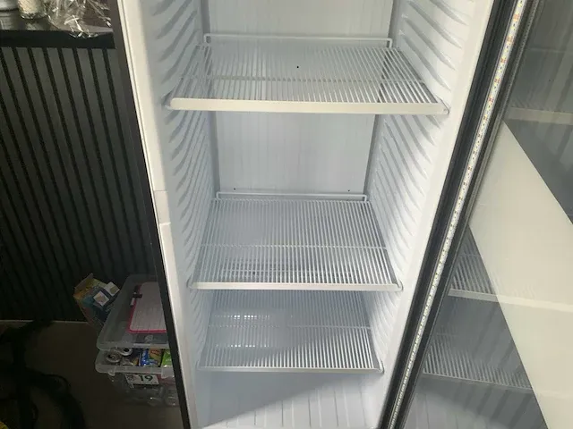 Tefcold ce425cp-1 glasdeur koelkast - afbeelding 3 van  4