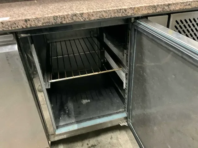 Tefcold pt 1300 pizzawerkbank met saladiere - afbeelding 2 van  11