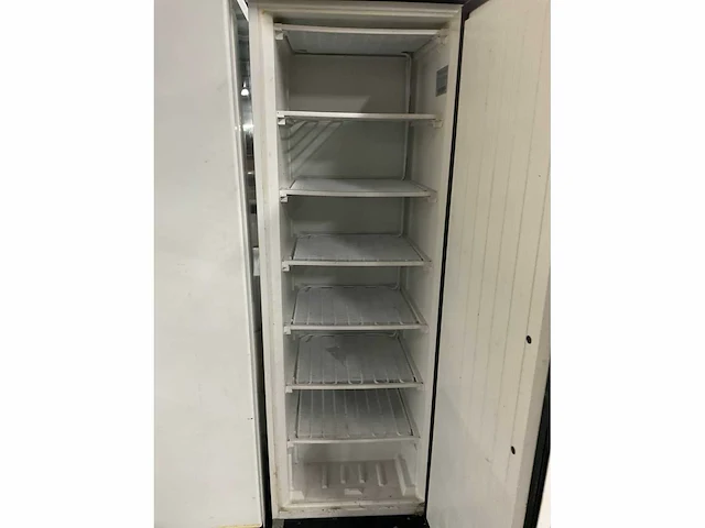 Tefcold uf400 vriezer - afbeelding 3 van  5