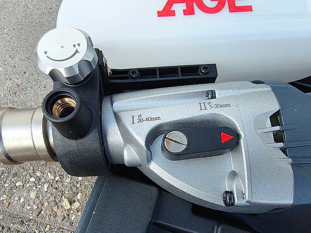 Tegelboormachine en sleuvenzaagmachine - afbeelding 12 van  13