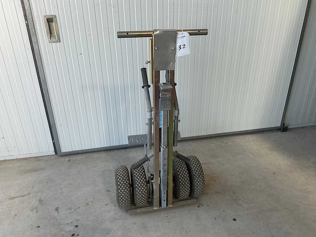 Tegeldonkey - afbeelding 2 van  7