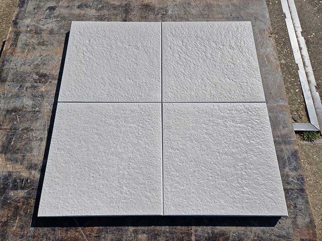 Tegels van beton voor de tuin (ca. 48m²) - afbeelding 1 van  2