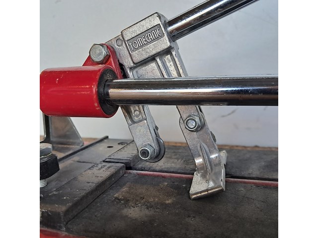 Tegelsnijder, tomecanic - afbeelding 4 van  5