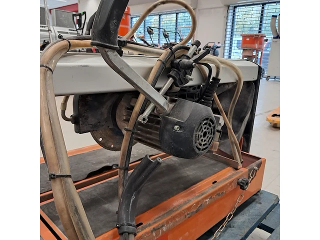 Tegeltafelzaag verstelbaar groot l=950mm/h40mm ~ battipav, vip 290, bouwjaar 2015 - afbeelding 7 van  8