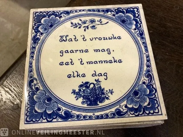 Tegeltjes diverse opdruk in 1 houten krat - afbeelding 14 van  19