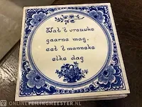 Tegeltjes diverse opdruk in 1 houten krat - afbeelding 14 van  19