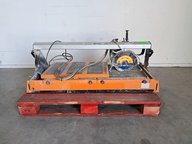 Tegelzaagmachine - 900mm - 230v battipav, vip 290, bouwjaar 2014 - afbeelding 1 van  5